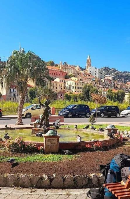 Appartamento Mama Monolocale Terrazzo Vista Mare Ventimiglia Ngoại thất bức ảnh